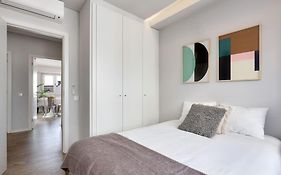 Lisbon Central Apartment With Balcony